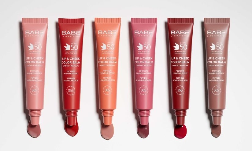 BABÉ amplía su gama Lip & Cheek SPF 50 con tres nuevos tonos: Mocha, Cherry y Velvet